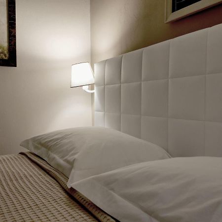 Tanners' Bridge Apartments تيرانا المظهر الخارجي الصورة